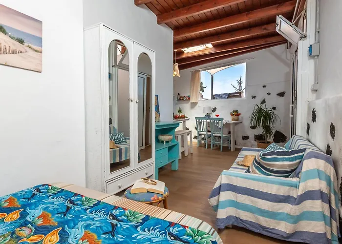 Casa Cueva * La Oliva