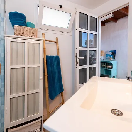 Casa Cueva * La Oliva